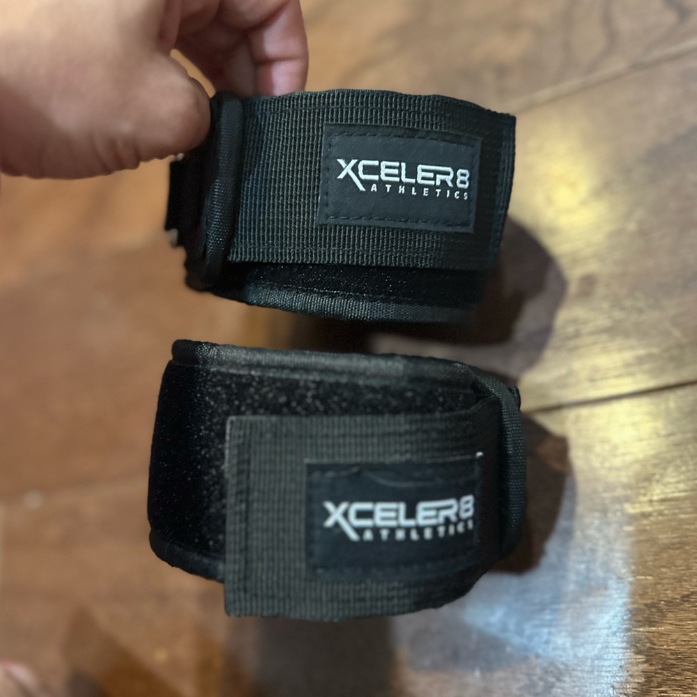 Xceler8 athletics Fitness Workout Gym Arm Bands Set of 2